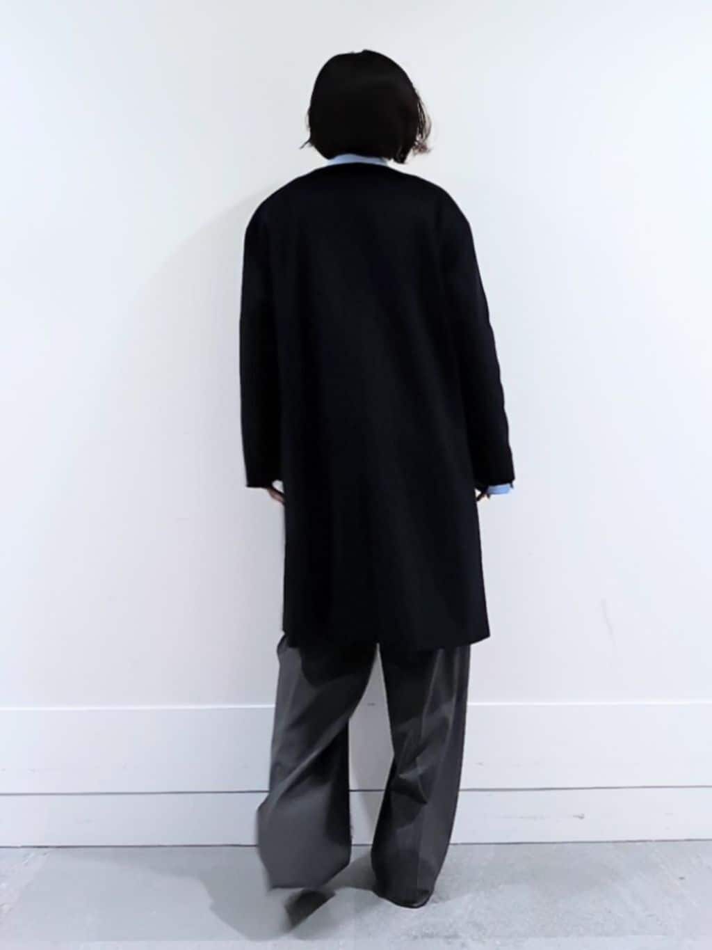 ミズタさんの「UNTITLED｜【重ね着もおすすめ/洗える】ウールカシミヤ クルーネックニット」を使ったコーディネート