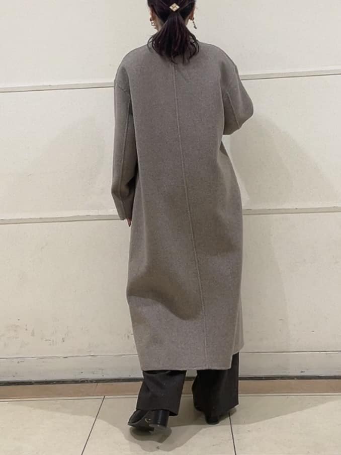 watanabeさんの「UNTITLED｜【ワイド/後ろゴム/シーズンレス】シルクネップツイードパンツ」を使ったコーディネート
