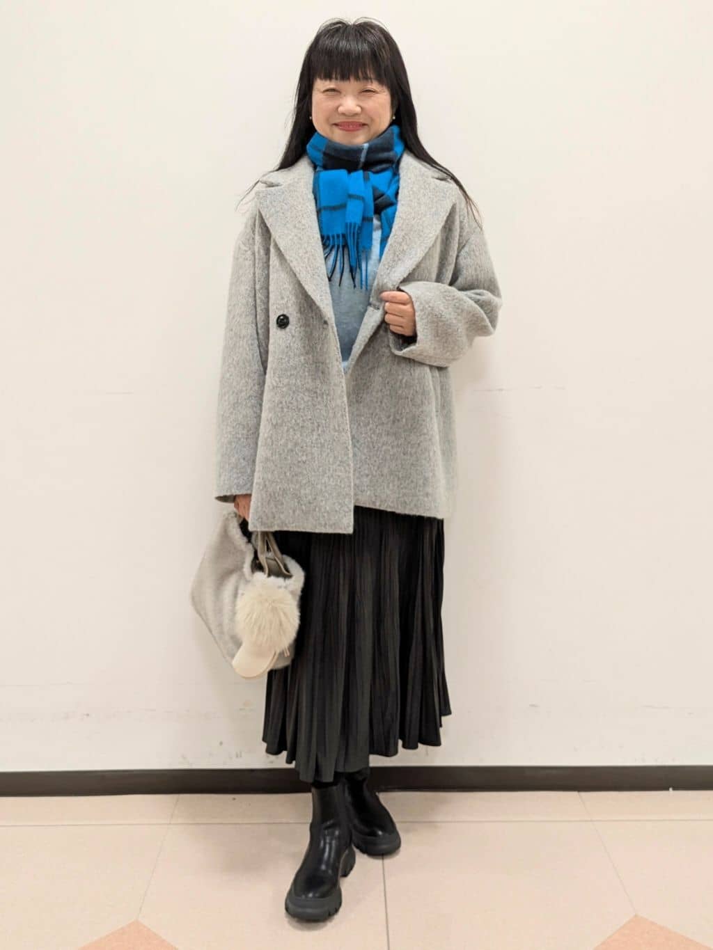 ともさんの「UNTITLED｜【大人な品格/ふわふわニット】フォックスカシミヤ コクーンニット」を使ったコーディネート