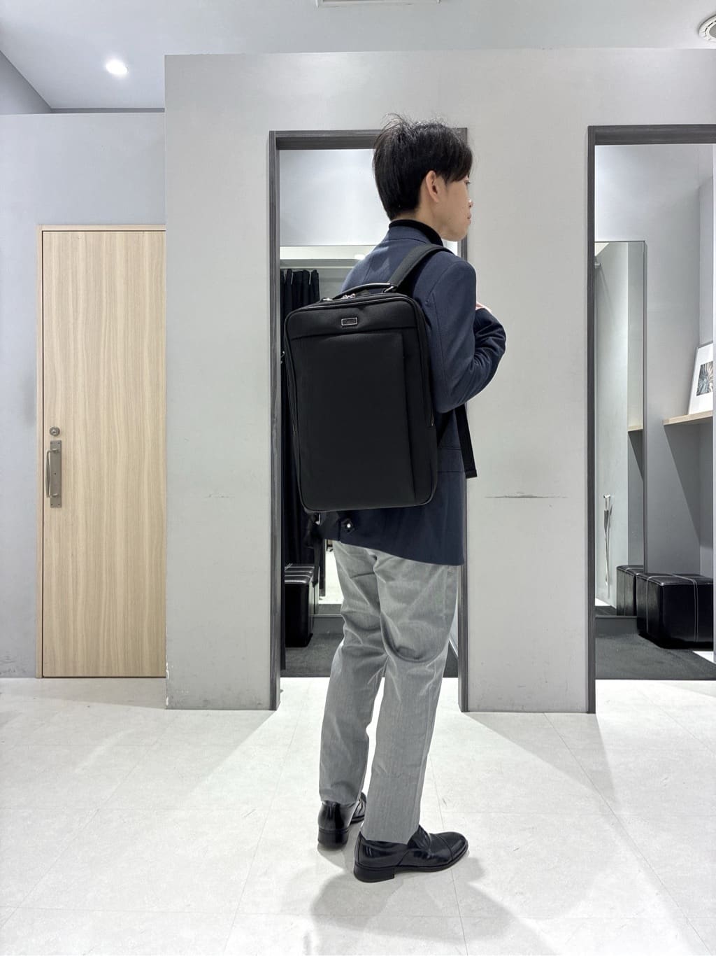 わいずみさんの「TAKEO KIKUCHI｜【360&deg;ストレッチ／セットアップ対応】None Of Stress ジャケット」を使ったコーディネート