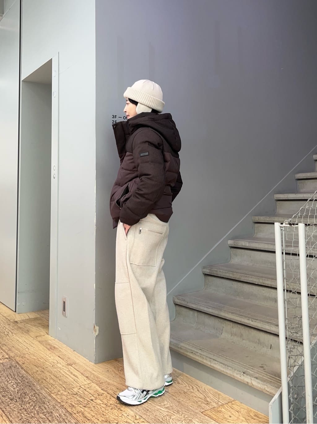 神野（jinno）さんの「TAKEO KIKUCHI｜カラーコンビ ダウンブルゾン」を使ったコーディネート