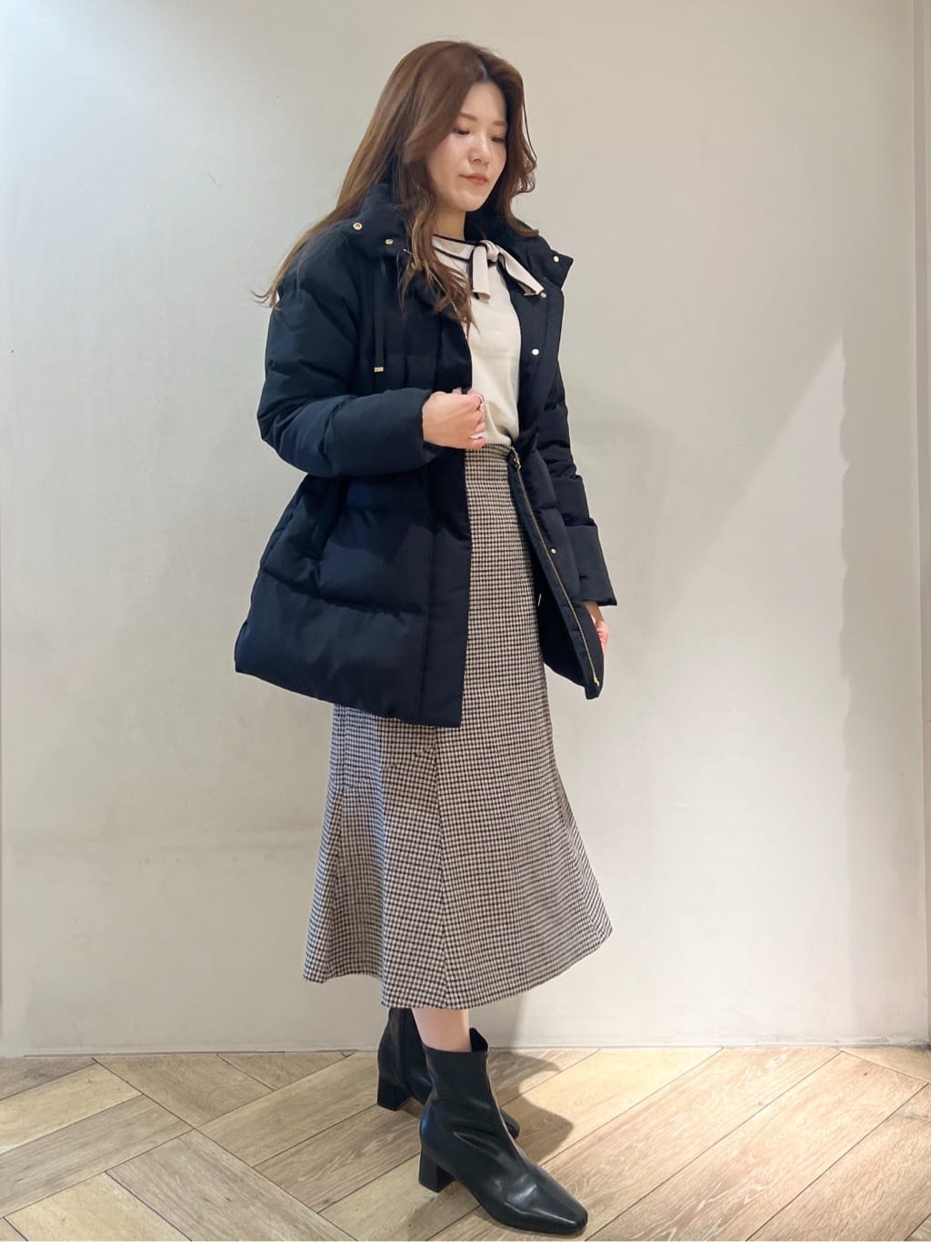 nanaさんの「index｜KAWADAダウンドロストミドルコート【撥水／洗濯機OK／2WAY／静電気防止裏地】《XS～3L》」を使ったコーディネート