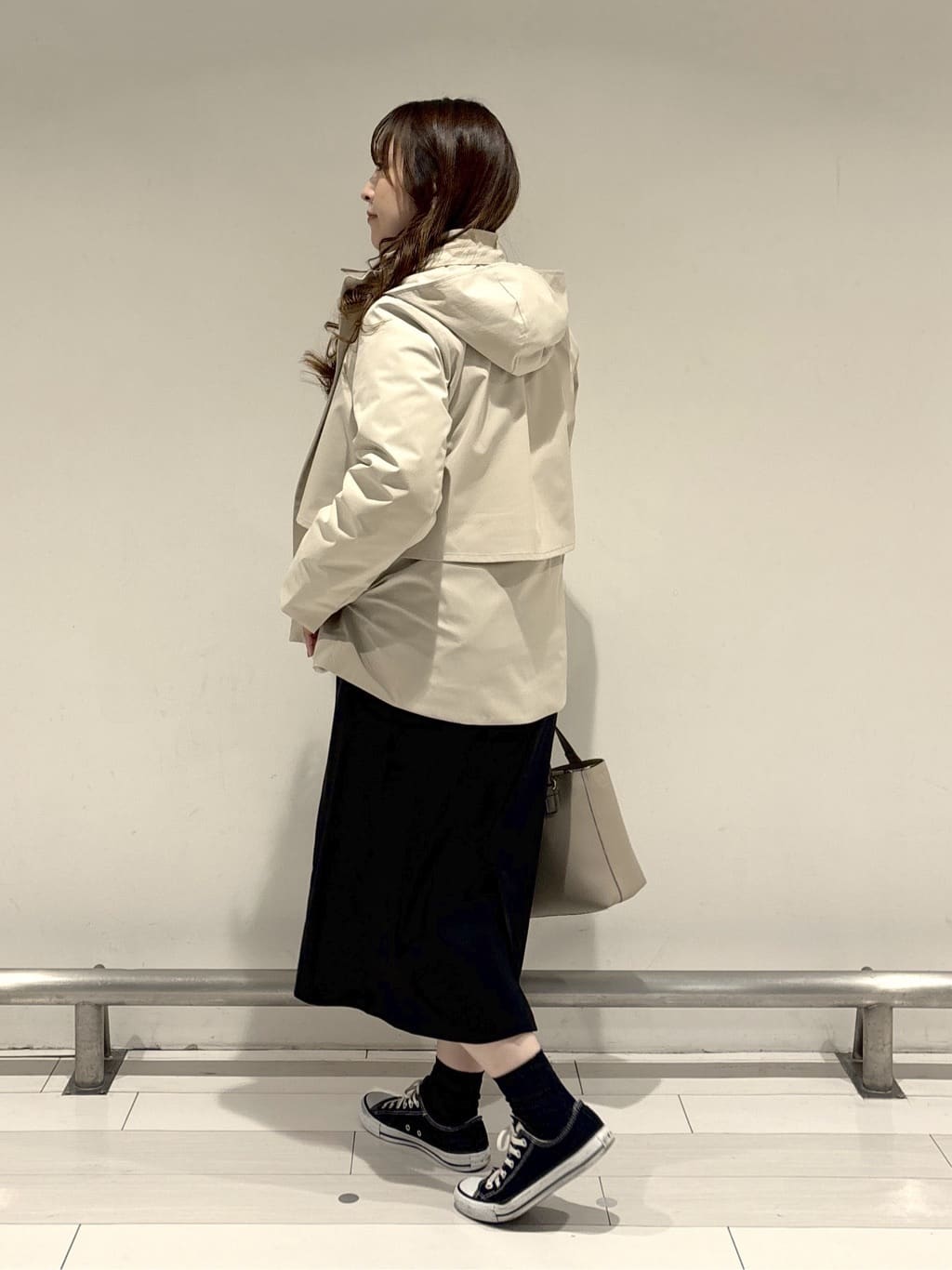 nakamuraさんの「Reflect｜【レイヤードスタイルのインナーに◎】タートル&times;ラグランスリーブプルオーバー」を使ったコーディネート