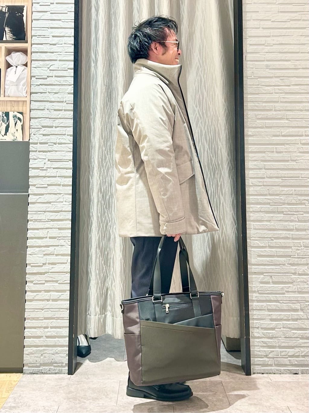 KENJI Iさんの「THE SHOP TK｜【軽くて、暖かい】SORONA／ソロナ 中綿ブルゾン 防風/軽量/洗濯機OK/フード脱着可」を使ったコーディネート