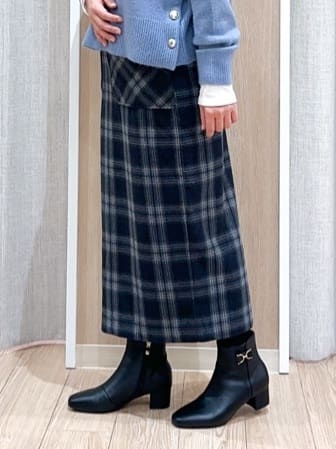 naoさんの「grove｜【洗える】レイヤードにもおすすめ！サイド釦ニット」を使ったコーディネート
