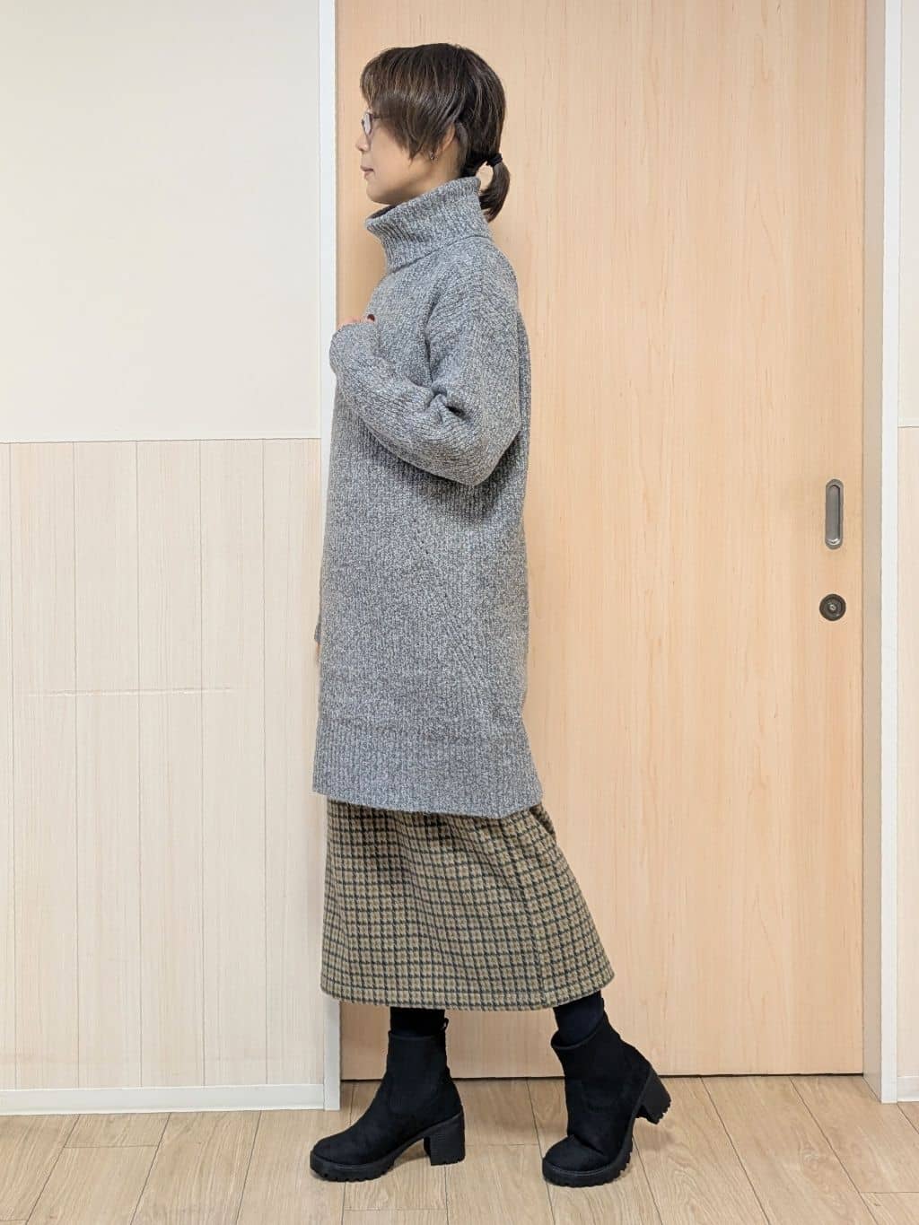 YuAさんの「SHOO･LA･RUE｜【洗濯機可/S-LL/体型カバー】女性らしい美シルエット チュニックニットワンピース」を使ったコーディネート