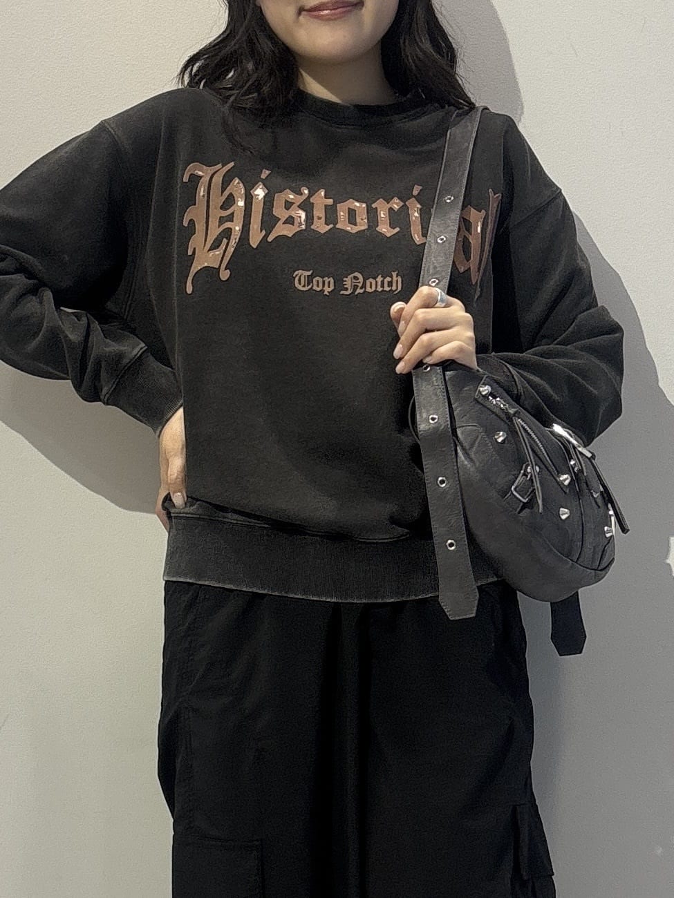 Akutagawaさんの「tk.TAKEO KIKUCHI｜カレッジフロッキープリントスウェット」を使ったコーディネート