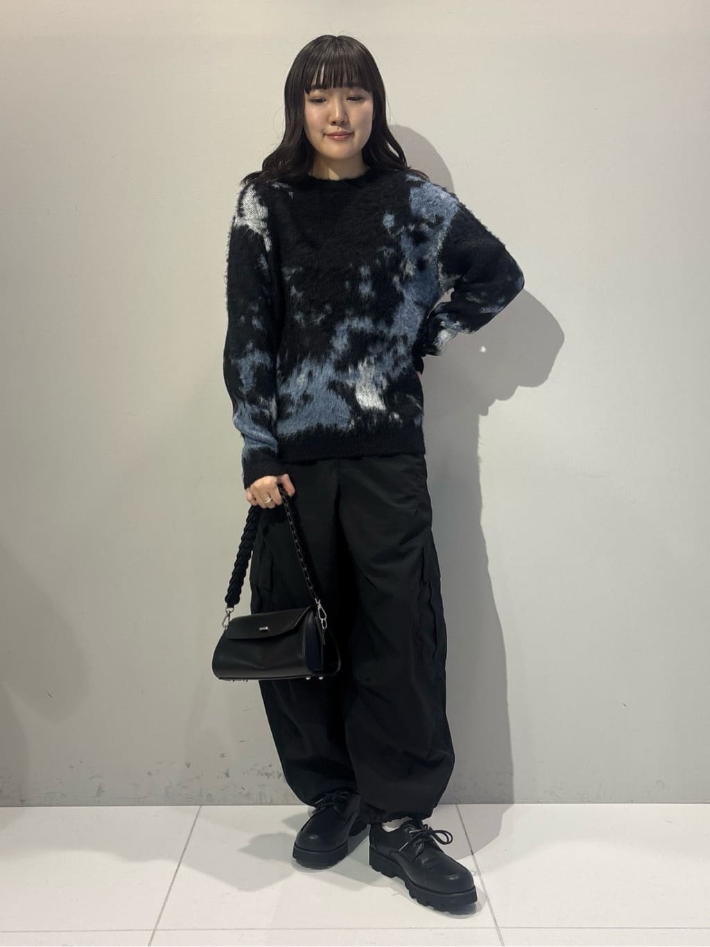 Akutagawaさんの「tk.TAKEO KIKUCHI｜バギーバレルカーゴパンツ」を使ったコーディネート