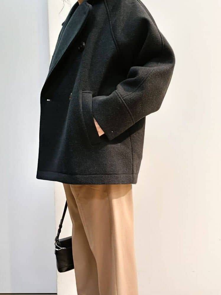 あんさんの「THE SHOP TK｜【洗える】上品にきらめく フェザーラメニット」を使ったコーディネート
