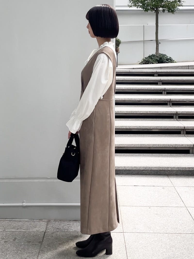NATSUMIさんの「grove｜フリルカラーリボンブラウス」を使ったコーディネート