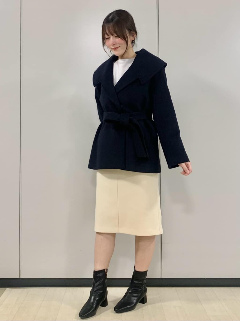 kasumiさんの「index｜ベルト付ビッグカラーミドルコート」を使ったコーディネート