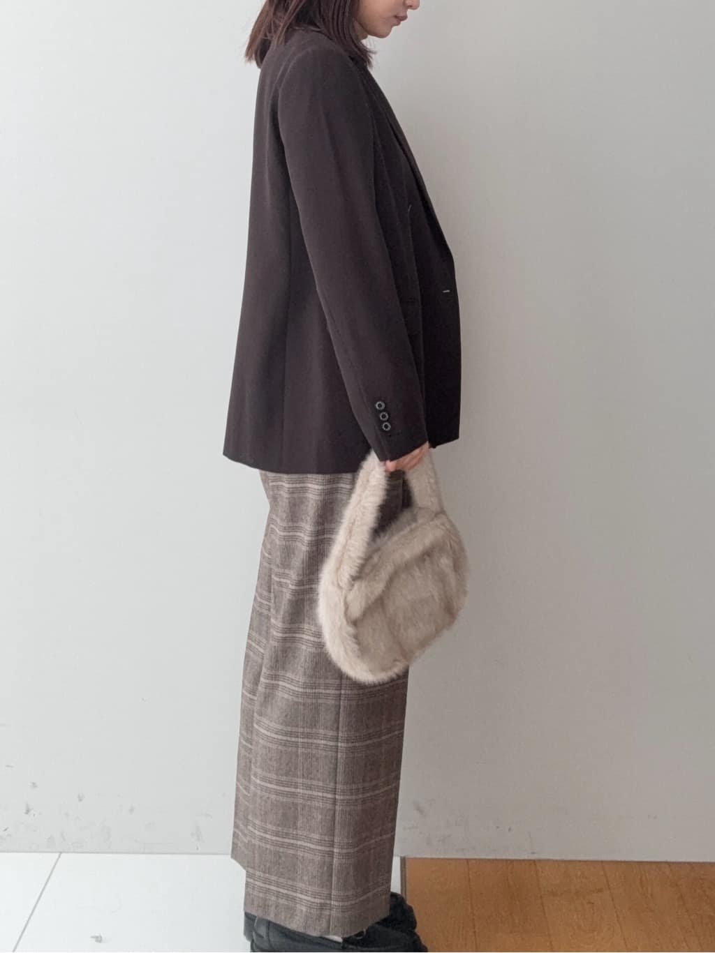 BUNさんの「DRESSTERIOR｜◆コンパクトフェイクファーバッグ」を使ったコーディネート