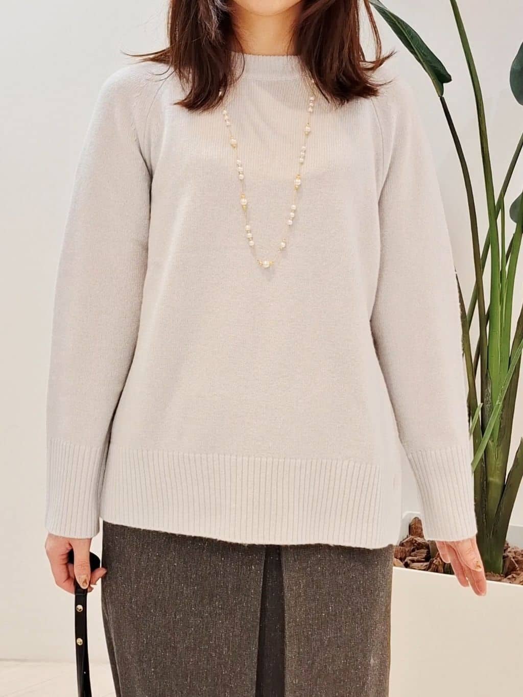 YuKaRiさんの「UNTITLED｜【重ね着もおすすめ/洗える】ウールカシミヤ クルーネックニット」を使ったコーディネート