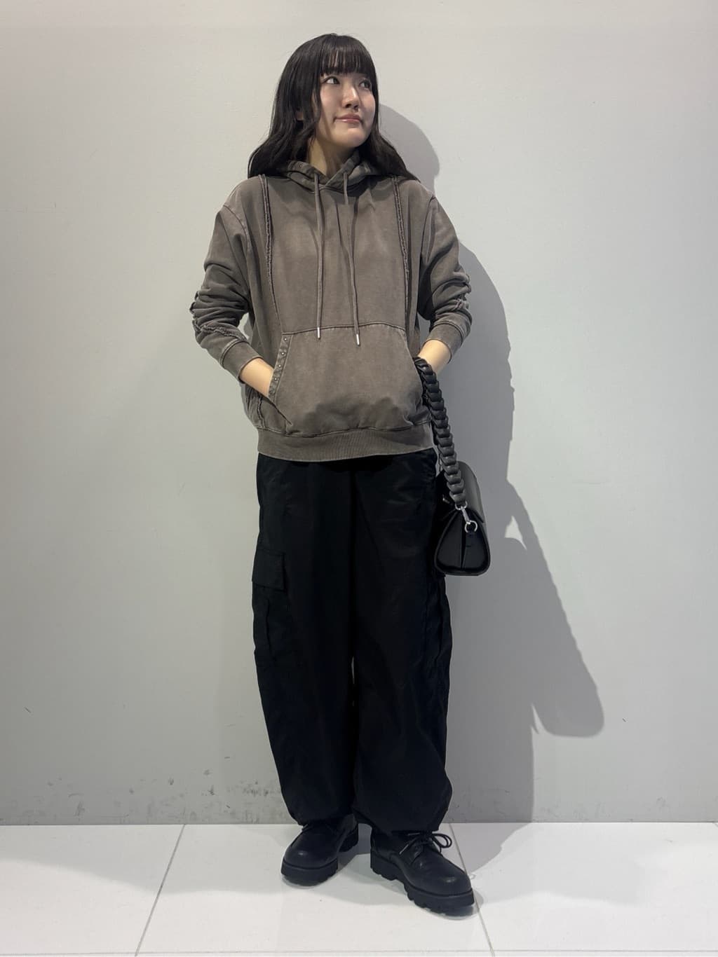 Akutagawaさんの「tk.TAKEO KIKUCHI｜ヘヴィウェイトヴィンテージプルパーカ」を使ったコーディネート