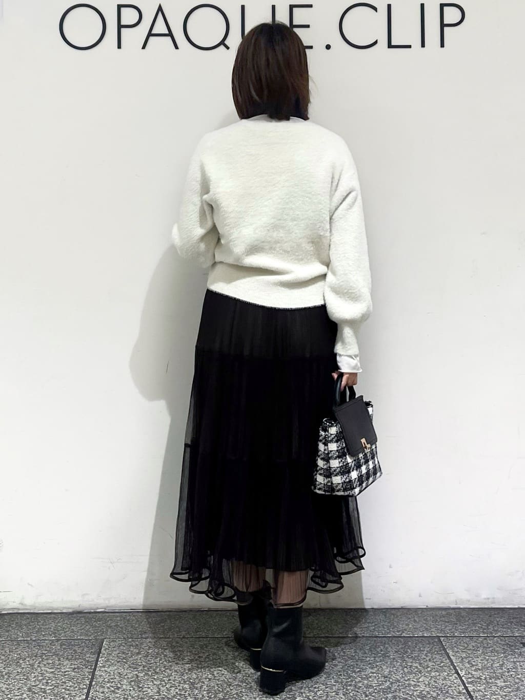 あずささんの「OPAQUE.CLIP｜シアーハイネックトップス【洗濯機OK】」を使ったコーディネート