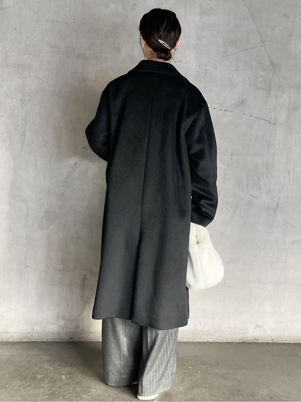 tomokoさんの「OPAQUE.CLIP｜カシミヤブレンドウールチェスターコート」を使ったコーディネート