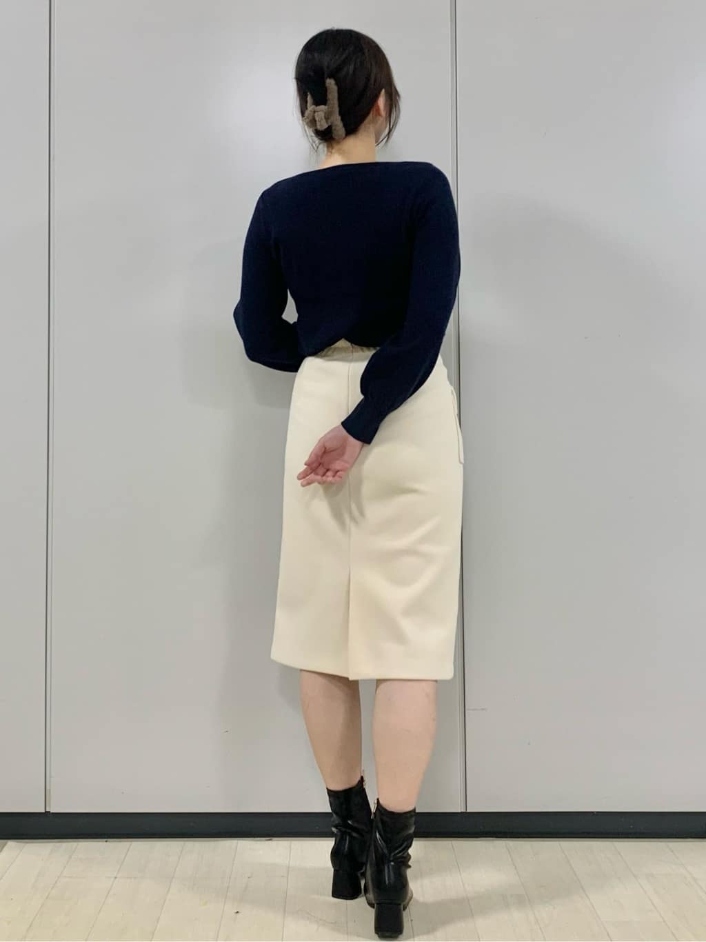 kasumiさんの「index｜ラメスカラップビジューデザインニット【洗濯機OK】《6col／S～LL》」を使ったコーディネート