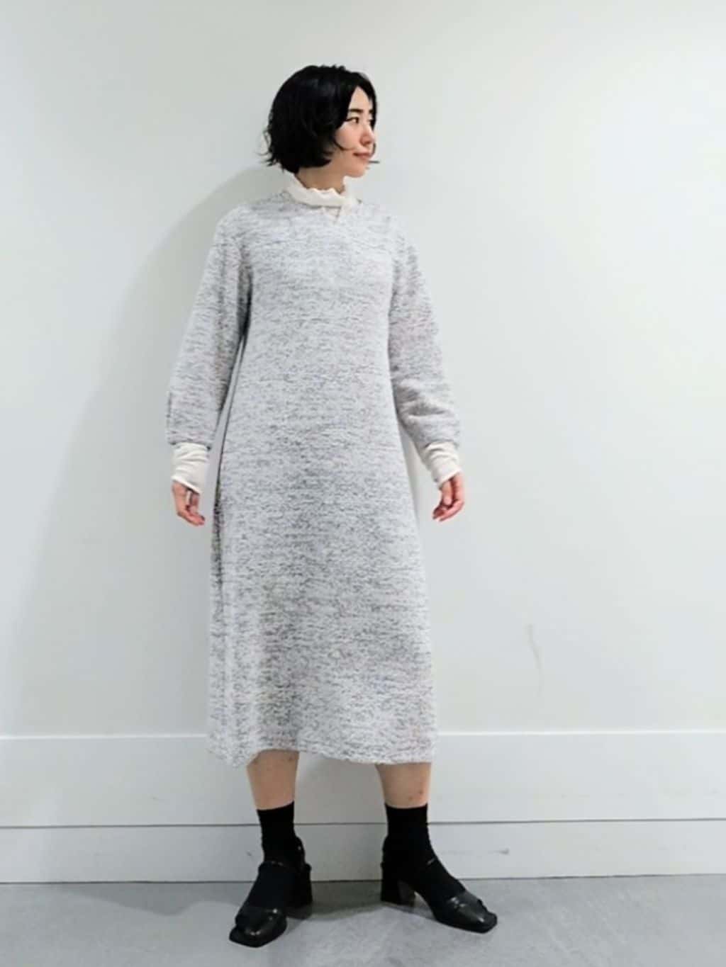 ミズタさんの「UNTITLED｜【ミディ丈/軽やか】セミラグランリバー コート」を使ったコーディネート