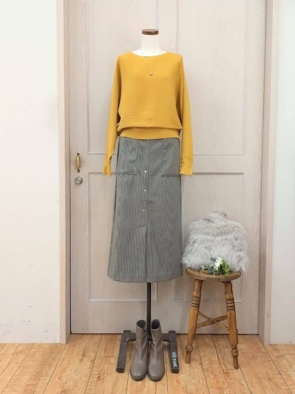 asaさんの「SHOO･LA･RUE｜ストレッチブーツ」を使ったコーディネート