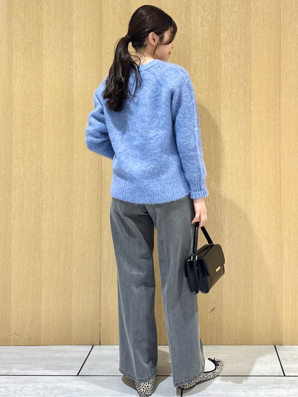 nanaさんの「UNTITLED｜【ゆったり】アルパカ混シャギー カーディガン」を使ったコーディネート