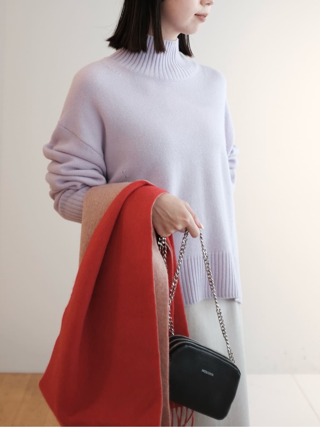 Kishimotoさんの「DRESSTERIOR｜コーデュロイジャージタイトスカート」を使ったコーディネート