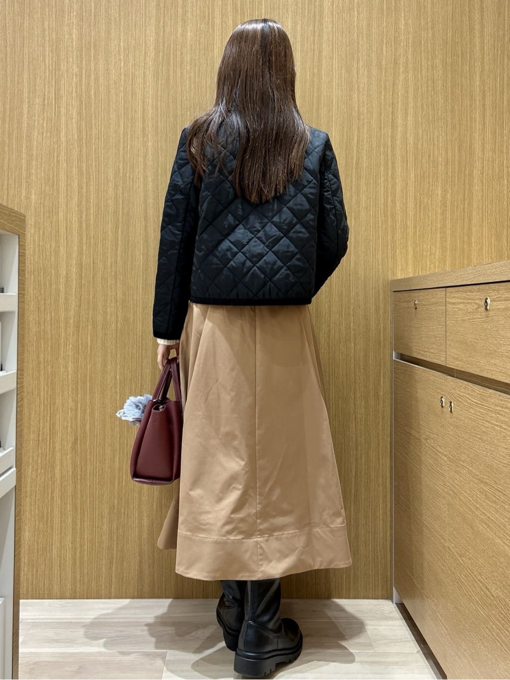 maiさんの「OPAQUE.CLIP｜ビック襟ケーブルニット【洗濯機OK／抗ピル】」を使ったコーディネート