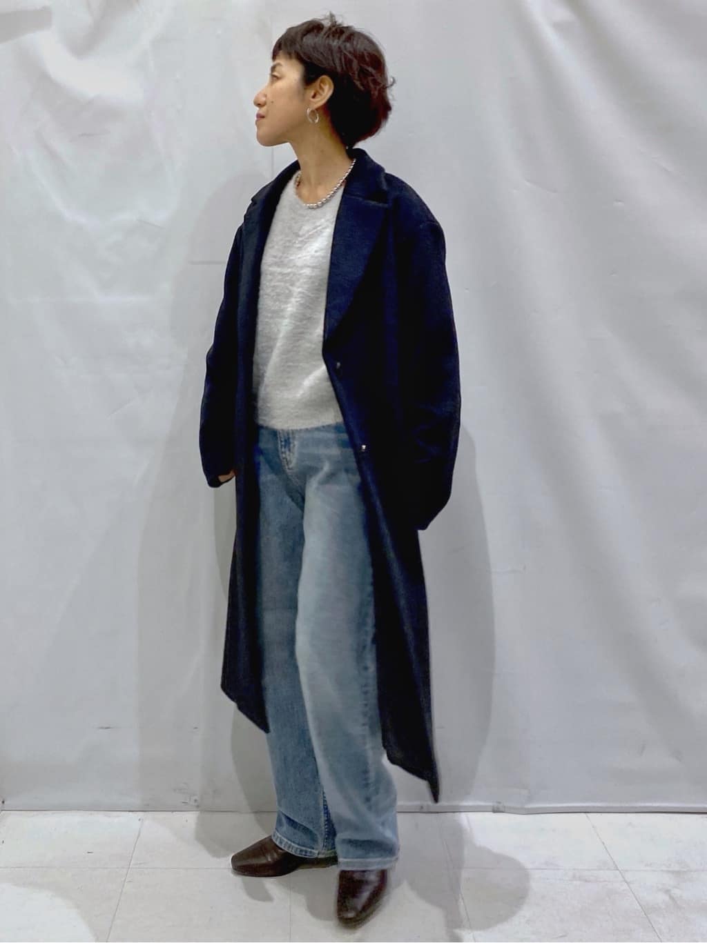 Bonさんの「OPAQUE.CLIP｜メタル&times;フェイクパール ショートネックレス」を使ったコーディネート
