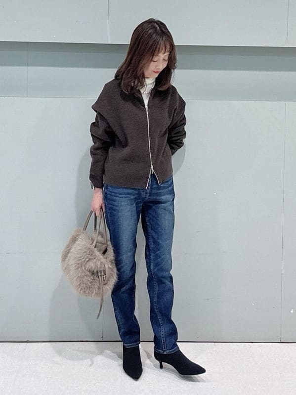 makiさんの「UNTITLED｜【吸湿発熱/洗える】ハイネックインナー」を使ったコーディネート