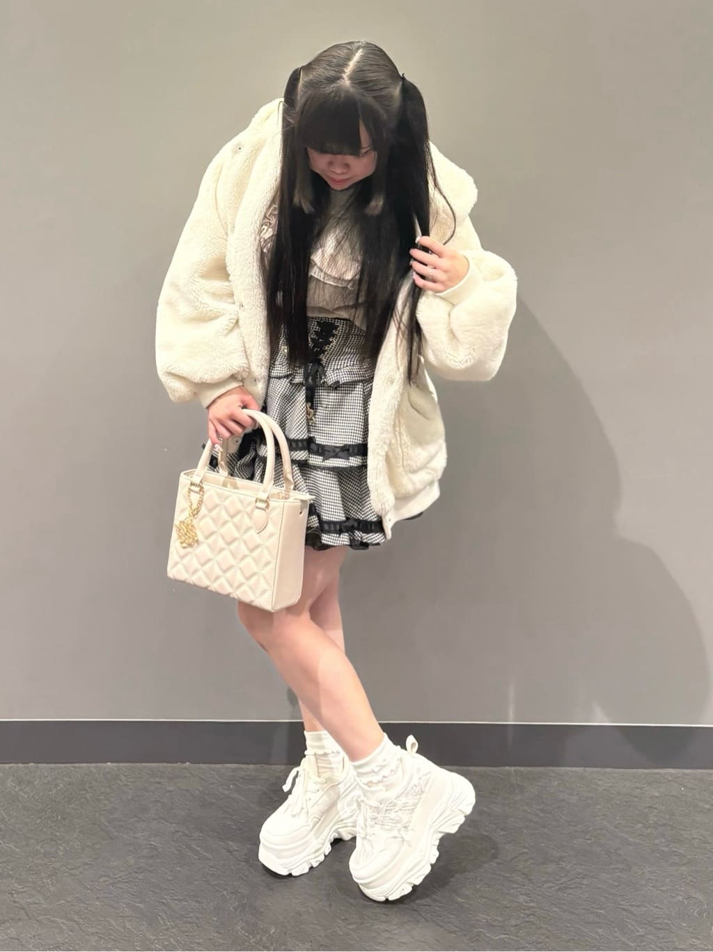 ひなさんの「ESPERANZA｜キルティング2WAYトートバッグ」を使ったコーディネート