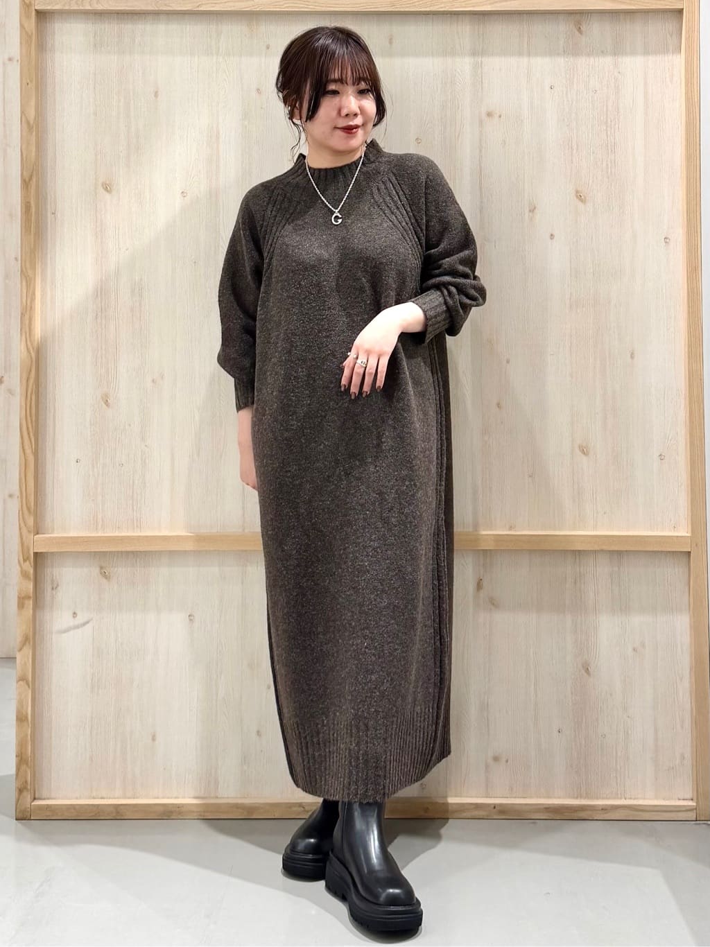 nanaさんの「THE SHOP TK｜きれいめにもカジュアルにも ノーカラーキルトジャケット」を使ったコーディネート