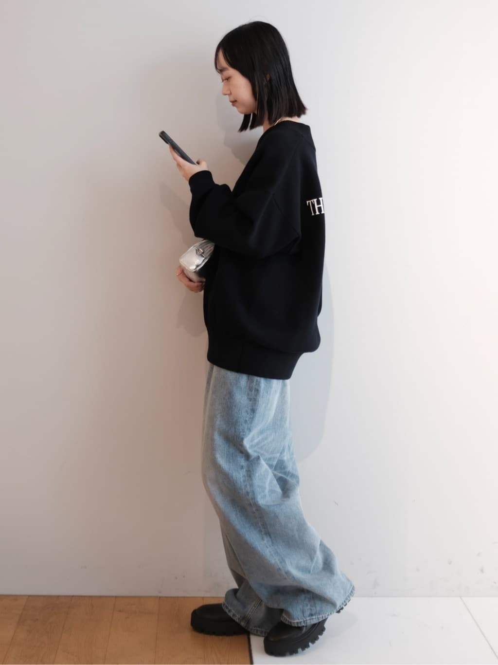 Kishimotoさんの「DRESSTERIOR｜◆Dhyana．（ディアナドット） バックファスナー チェルシーブーツ」を使ったコーディネート