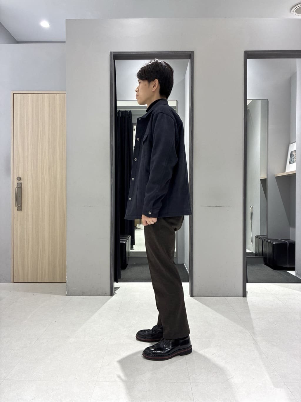 わいずみさんの「TAKEO KIKUCHI｜アンチピリング タートルネック ニット」を使ったコーディネート