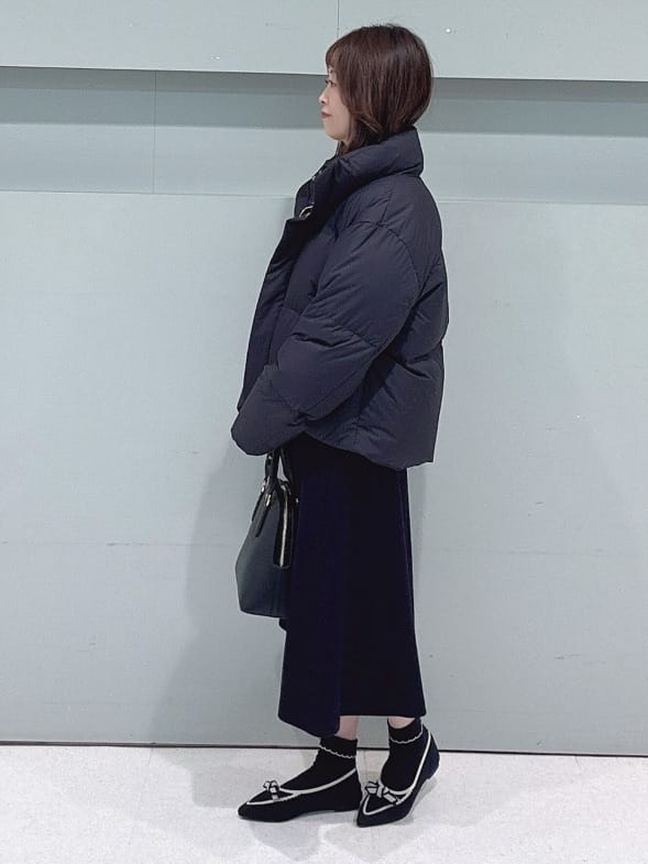 makiさんの「UNTITLED｜【ふわふわニット/オンオフ使える】フォックスカシミヤ衿付きカーディガン」を使ったコーディネート