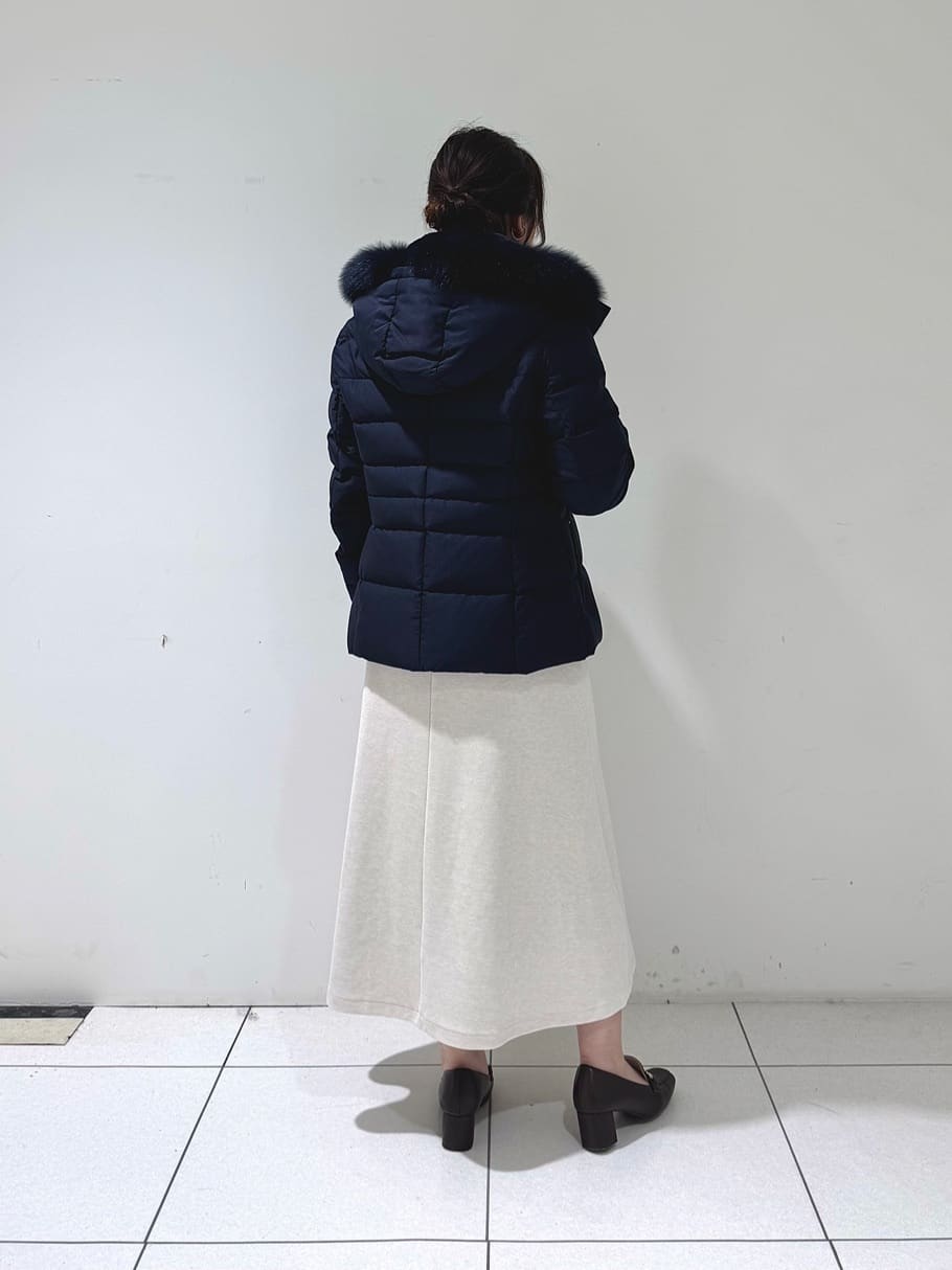 そんさんの「INDIVI｜【名品／撥水／抗菌防臭】ショート丈リサイクルダウンコート」を使ったコーディネート