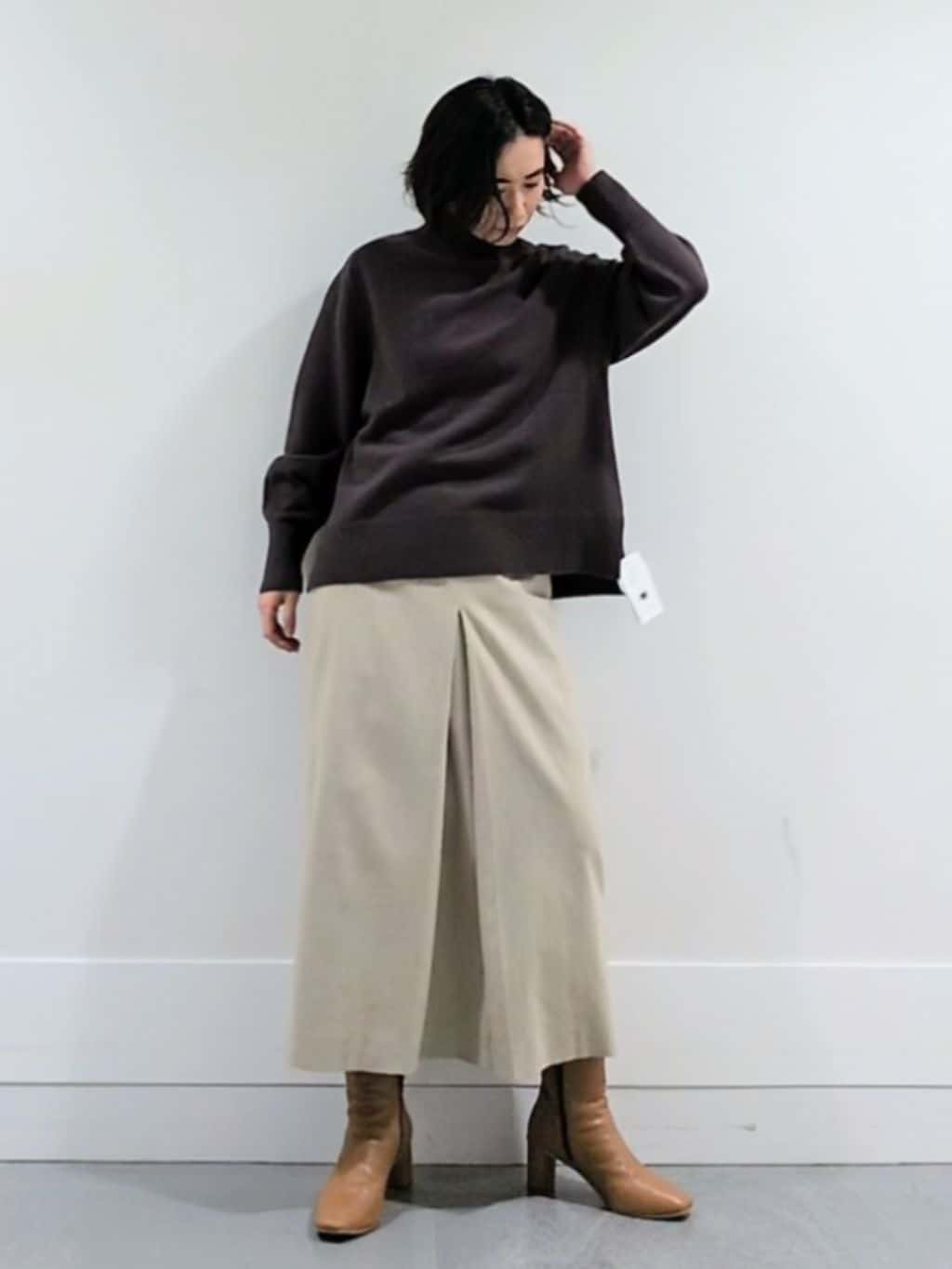 ミズタさんの「UNTITLED｜【8色展開/洗える】ウールカシミヤ ハイネックニット」を使ったコーディネート