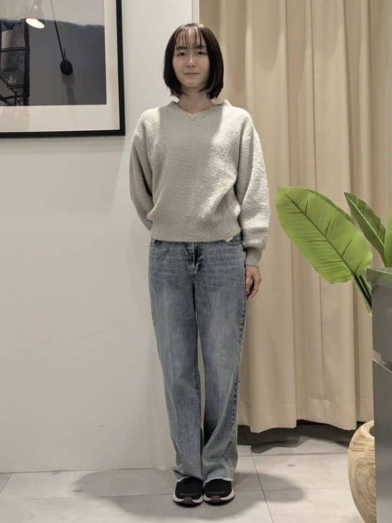 なめさんの「THE SHOP TK｜【洗える】上品にきらめく フェザーラメニット」を使ったコーディネート