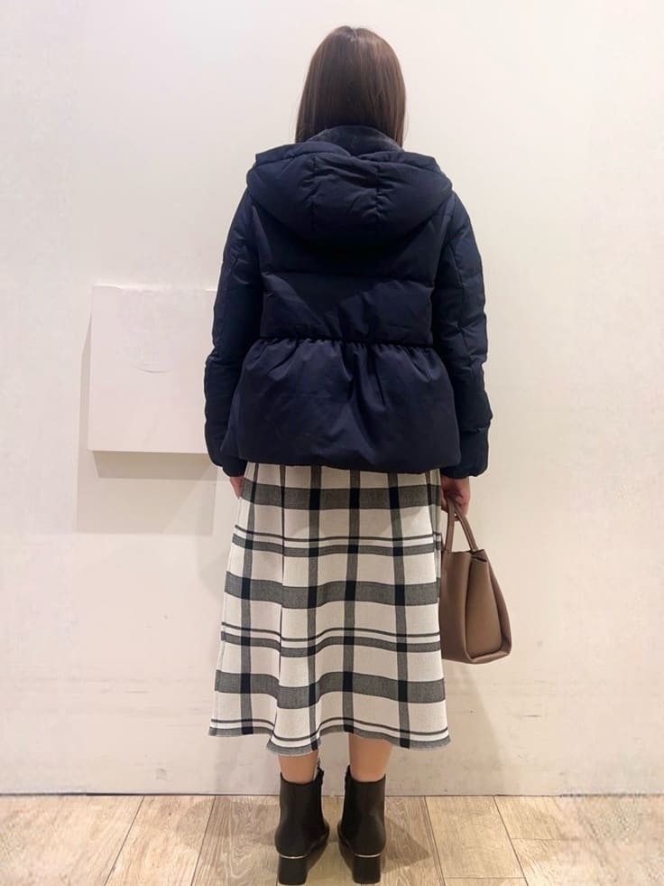Ririさんの「index｜KAWADAダウンペプラムショートコート【撥水／洗濯機OK／静電気防止裏地】」を使ったコーディネート
