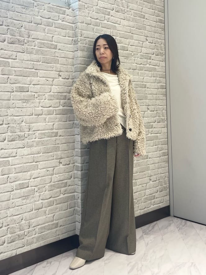 Mikoさんの「INDIVI｜2Wayドレープスリットニット」を使ったコーディネート