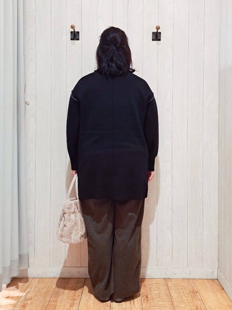 kotomiさんの「SHOO･LA･RUE｜【洗濯機可/毛玉レス】上品に体型カバー チュニックニットワンピース」を使ったコーディネート