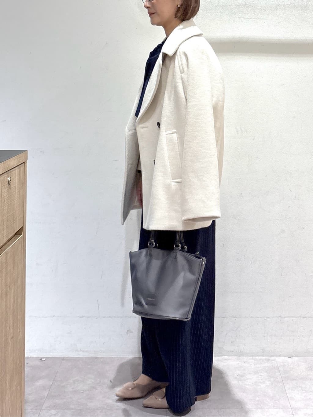 たけねぇさんの「OPAQUE.CLIP｜カシミヤブレンドウールミドルピーコート」を使ったコーディネート