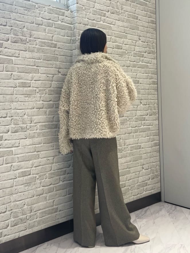 Mikoさんの「INDIVI｜2Wayドレープスリットニット」を使ったコーディネート