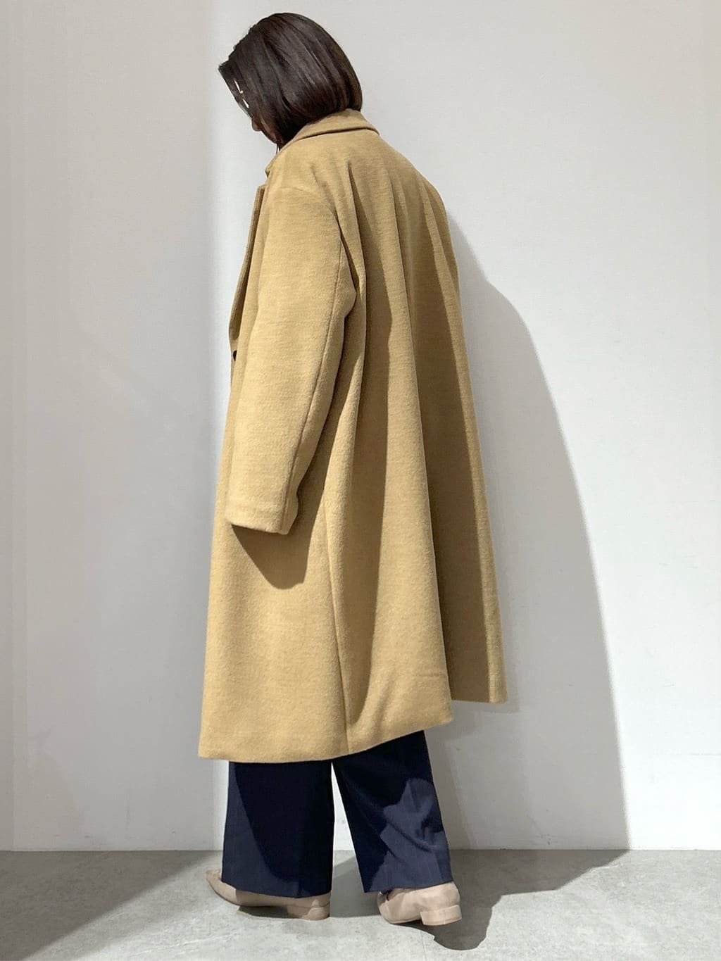 NAKAさんの「OPAQUE.CLIP｜カシミヤブレンドウールチェスターコート」を使ったコーディネート