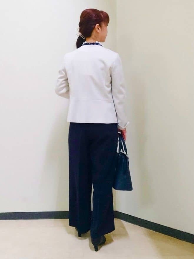 花さんの「Reflect｜【ライトアウター／通勤におすすめ◎／セットアップ可／すっきりシルエット】キレイめジャージジャケット」を使ったコーディネート