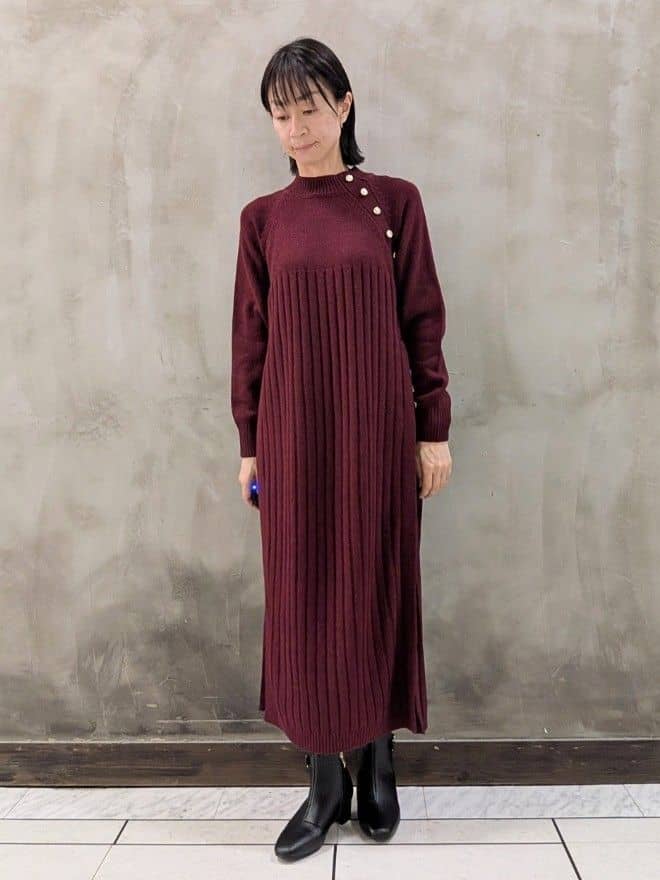 shioさんの「grove｜【選べる着丈】配色サイドプリーツニットワンピース」を使ったコーディネート