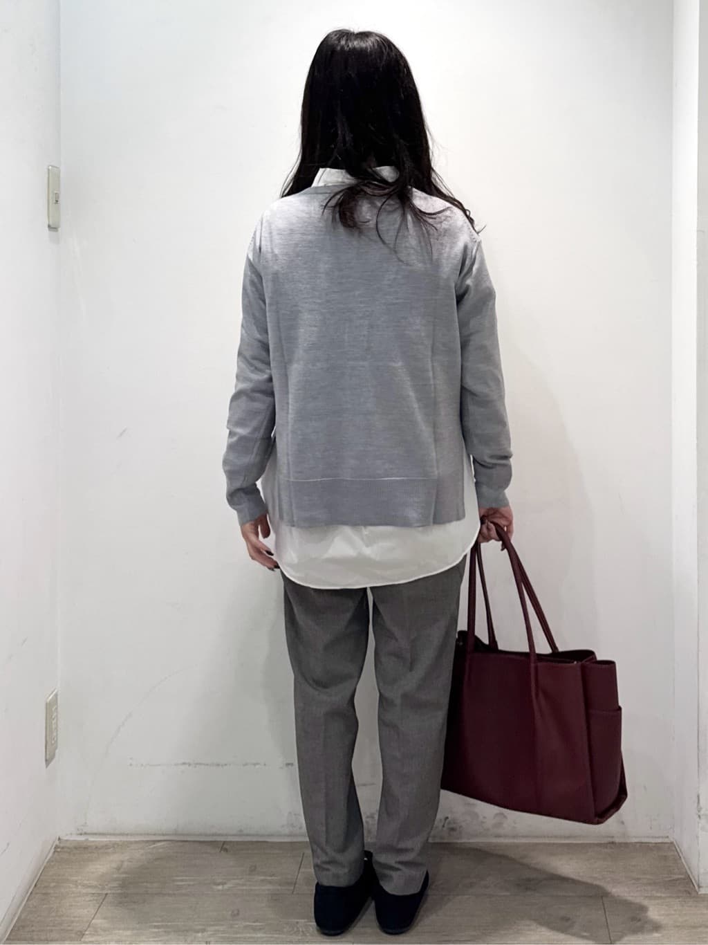 yuicciさんの「OPAQUE.CLIP｜ボートネックニット／エクストラファインメリノウール【THEシリーズ／洗濯機OK】」を使ったコーディネート