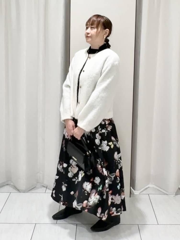 ʏᴜᴋɪᴋᴏさんの「UNTITLED｜【ジャケット風/メタルボタン】アルパカ混シャギーカーディガン」を使ったコーディネート