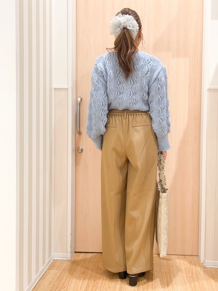 natsumiさんの「SHOO･LA･RUE｜【S-LL】ふんわり大人の 透かし編みニット」を使ったコーディネート
