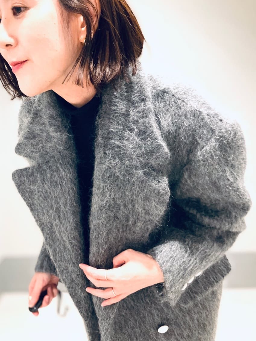 Furuさんの「DRESSTERIOR｜【インナー使いに最適/しっとり暖かな吸湿発熱素材】タートルネックプルオーバー」を使ったコーディネート