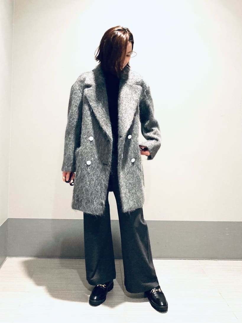 Furuさんの「DRESSTERIOR｜【インナー使いに最適/しっとり暖かな吸湿発熱素材】タートルネックプルオーバー」を使ったコーディネート