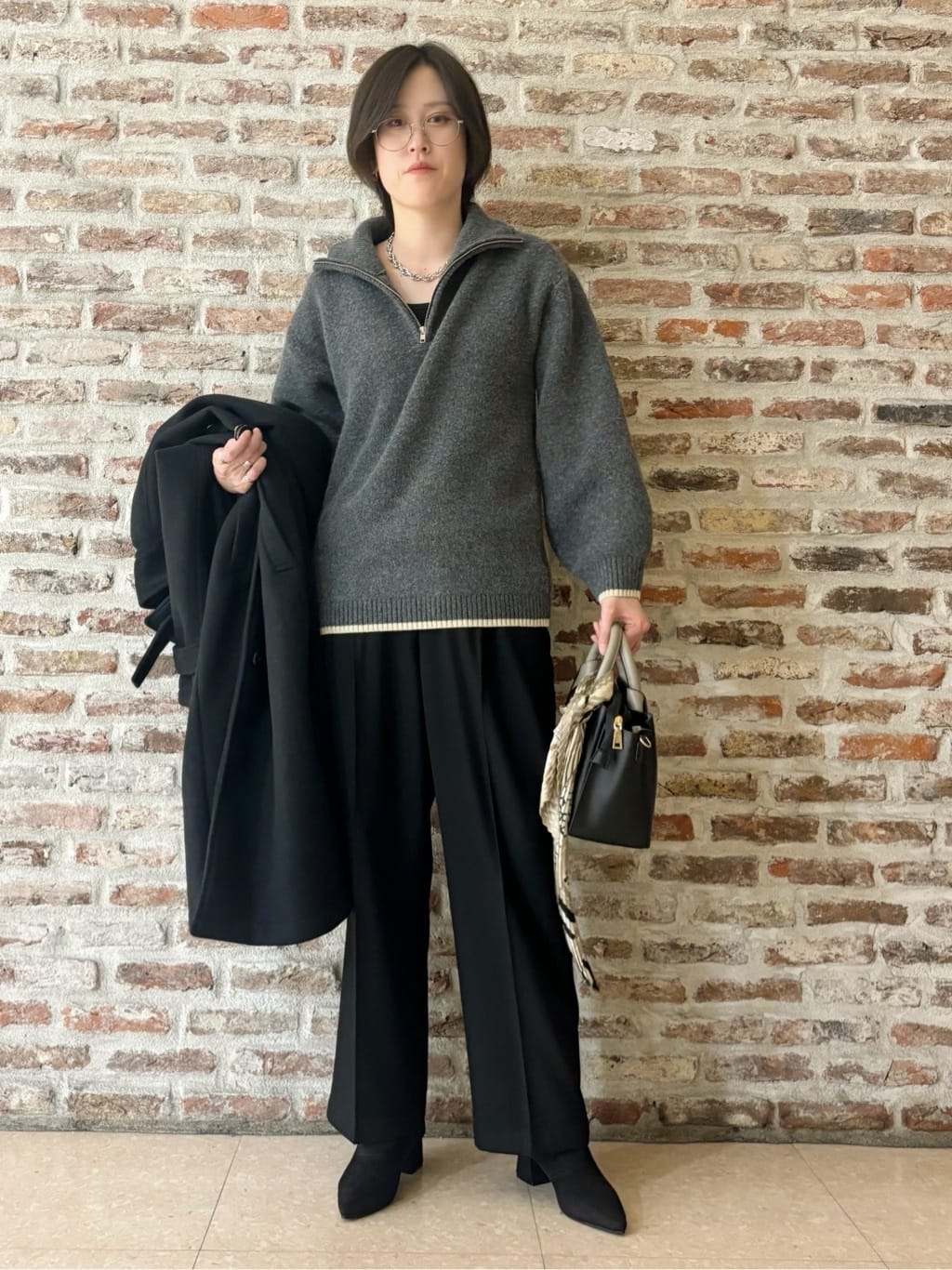 しばさんの「THE SHOP TK｜【洗える】ほど良くラフで女性らしい ハーフZIPニット」を使ったコーディネート